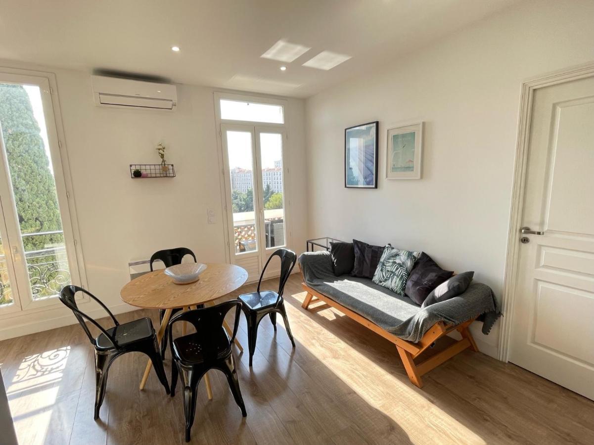 Renting - Cambrai - Luxurious Sea View Terrasse - King Bed - Parking - Ac - Fully Equipped Leilighet Nice
